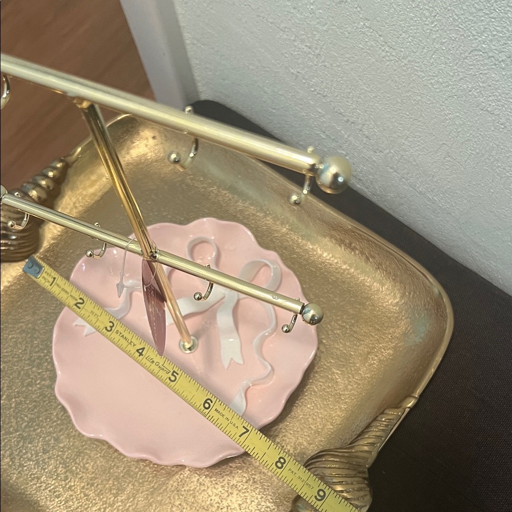 #1544**Gold and Pink Jewelry Stand - Picture 5 of 11